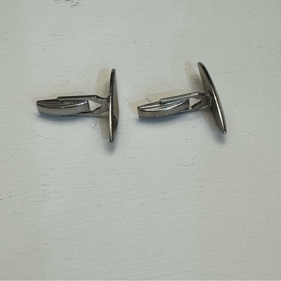 Vintage Silver Tone Cuff Links Marked Pat. Pend. - Picture 4 of 7